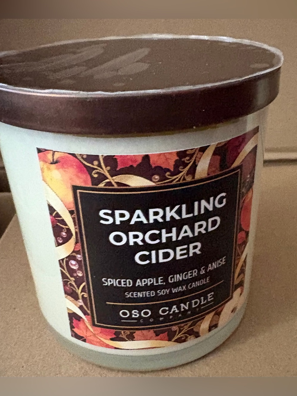 Sparkling Orchard Cider Soy Wax Candle - Cream with Brown Lid
